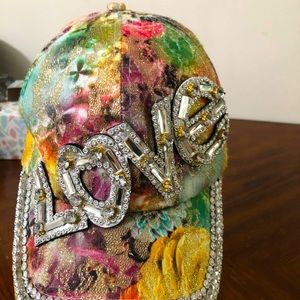 Multi color women’s LOVE cap